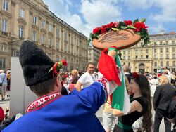 Франция - „Голямото хоро“ - фолклорна инициатива