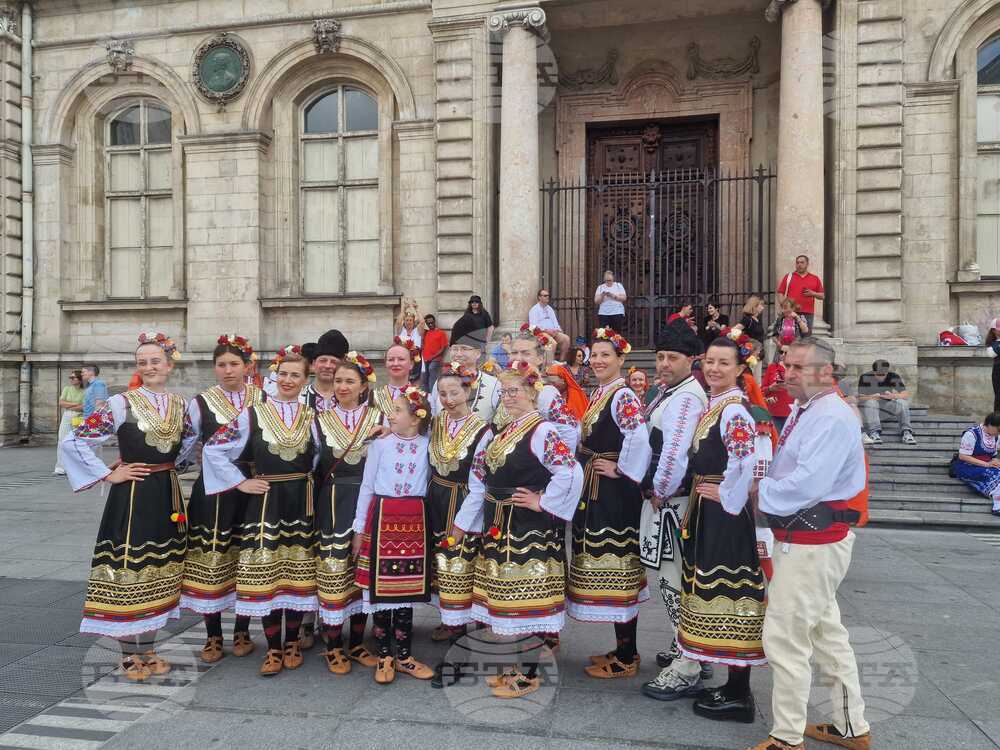 Франция - „Голямото хоро“ - фолклорна инициатива