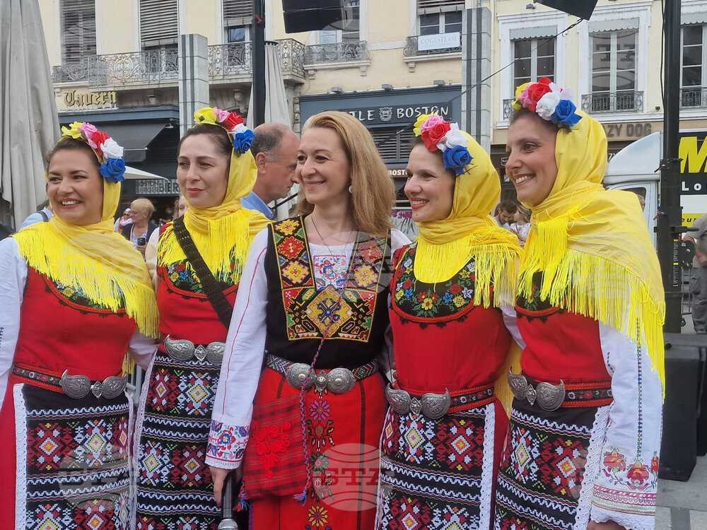 Франция - „Голямото хоро“ - фолклорна инициатива