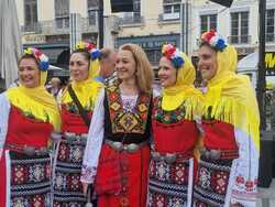 Франция - „Голямото хоро“ - фолклорна инициатива