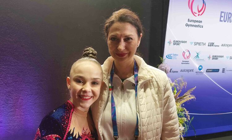 Stiliana Nikolova Claims Three Titles in Apparatus Finals at 41st European Rhythmic Gymnastics Championships