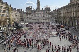 Франция - „Голямото хоро“ - фолклорна инициатива