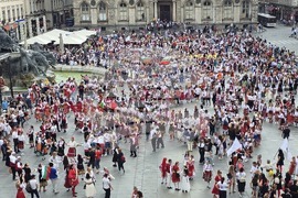 Франция - „Голямото хоро“ - фолклорна инициатива