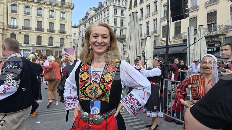 Organizer of Folk Dance Festival Nominated for Bulgarian Woman of the Year