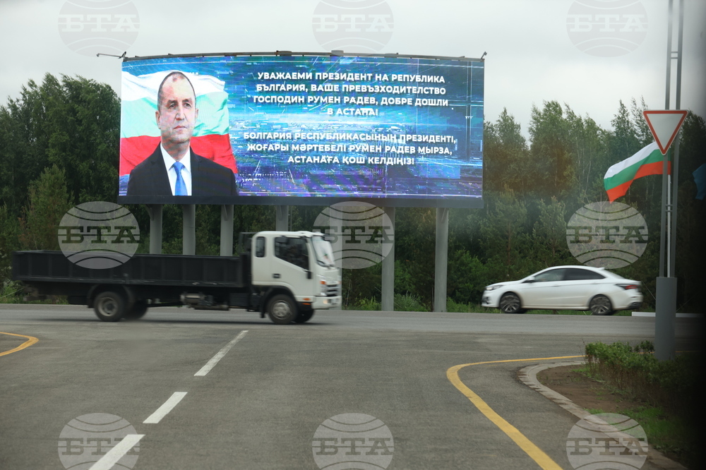 Казахстан - президент - посрещане