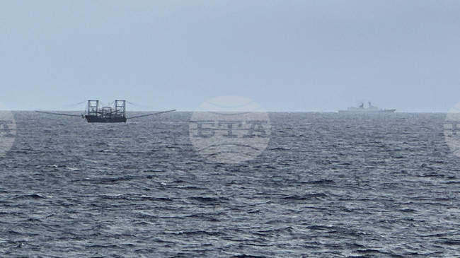 Индийски военни кораби патрулират за първи път в оспорвани райони в Южнокитайско море редом до филипинските ВМС