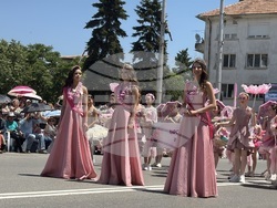Казанлък - Празник на розата - шествие