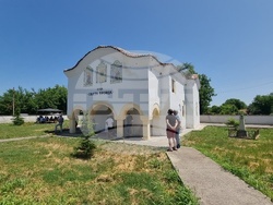 Село Загорци - храм „Света Троица"