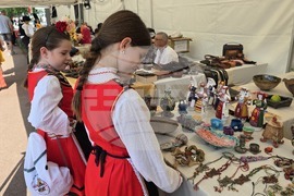 Франция - Мегданска чаршия