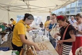 Франция - Мегданска чаршия