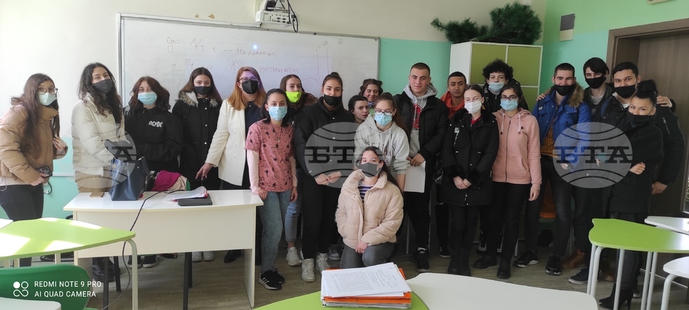Председателят на Окръжния съд в Търговище се включи в образователна програма с лекция сред ученици