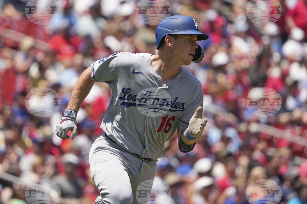 Dodgers Cardinals Baseball