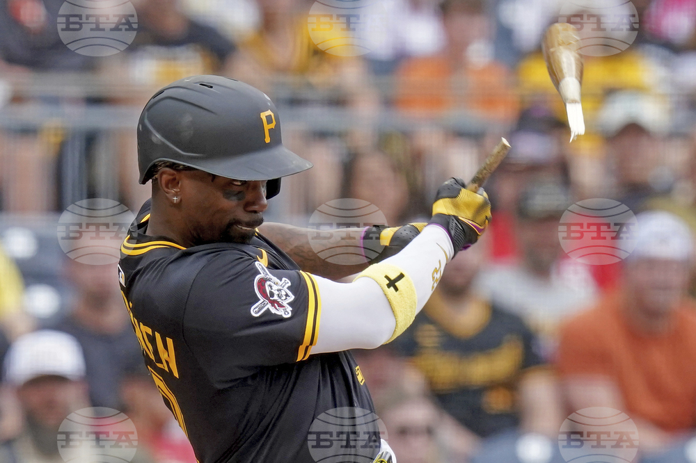 Phillies Pirates Baseball