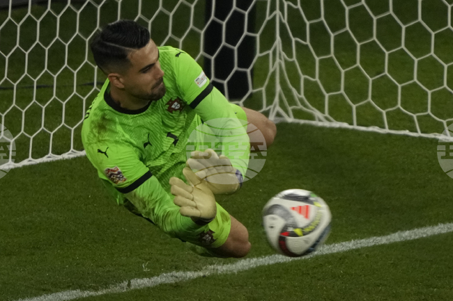 Португалия триумфира в Лигата на нациите след победа с дузпи срещу Испания