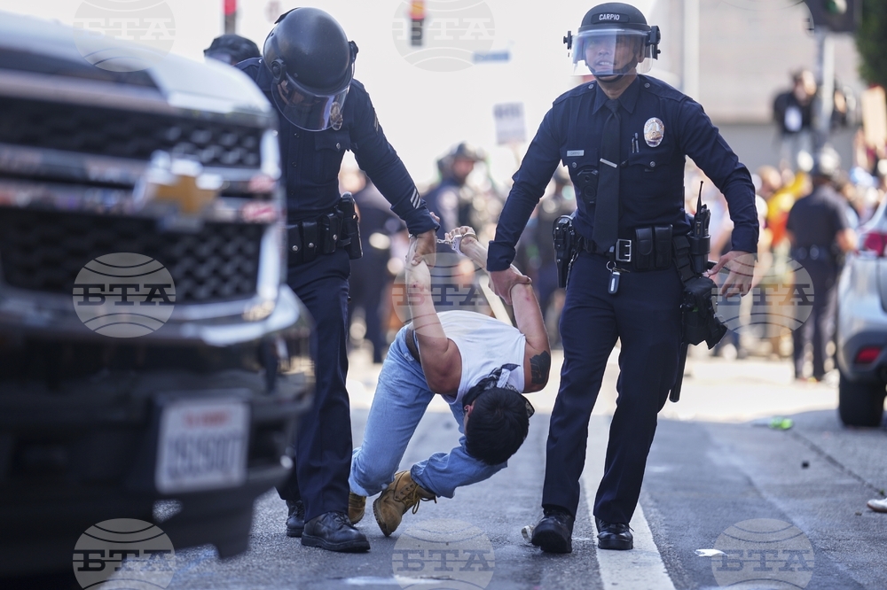 APTOPIX Immigration Raids Los Angeles