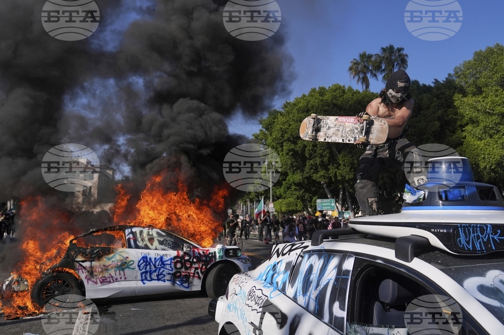 APTOPIX Immigration Raids Los Angeles