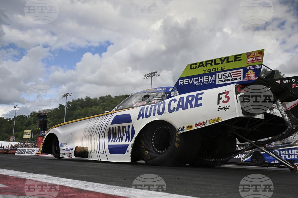 NHRA Auto Racing