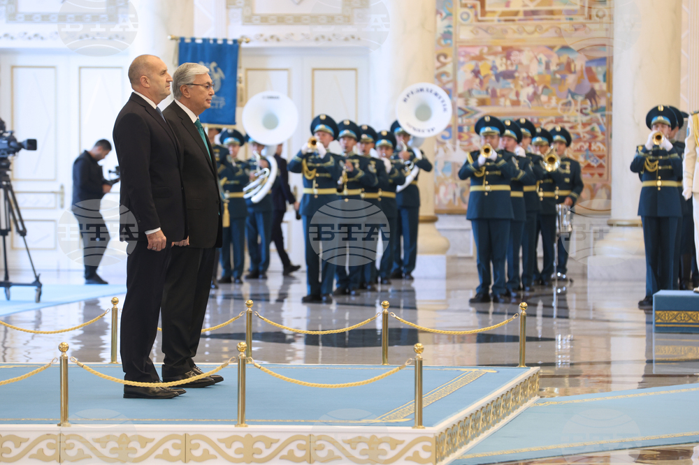 Казахстан - Румен Радев - официално посрещане