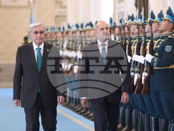 Казахстан - Румен Радев - официално посрещане