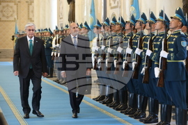 Казахстан - Румен Радев - официално посрещане