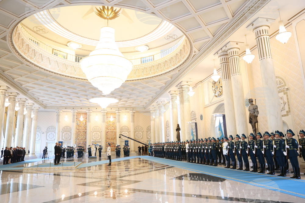 Казахстан - Румен Радев - официално посрещане