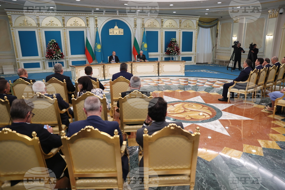 Казахстан - Касъм-Жомарт Токаев - Румен Радев  - двустранни документи  - подписване