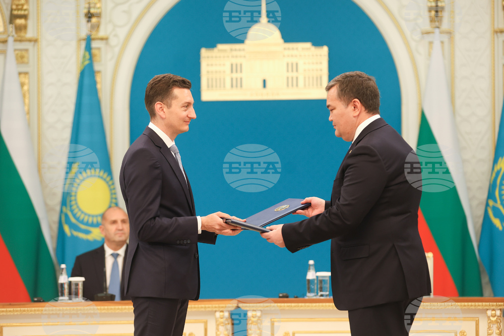 Казахстан - Касъм-Жомарт Токаев - Румен Радев - двустранни документи - подписване