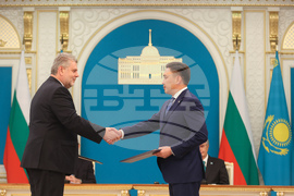 Казахстан - Касъм-Жомарт Токаев - Румен Радев  - двустранни документи  - подписване