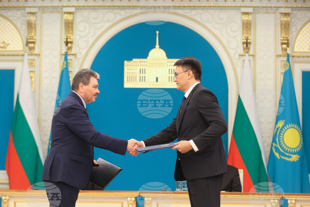 Казахстан - Касъм-Жомарт Токаев - Румен Радев - двустранни документи - подписване