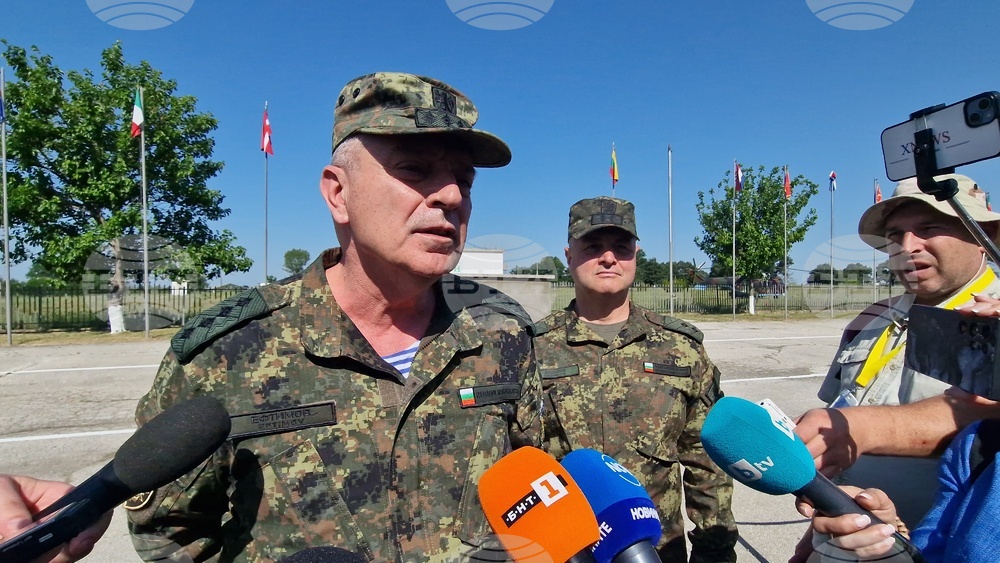 Предстои доставка на нови 320 джипа за армията, съобщи началникът на отбраната