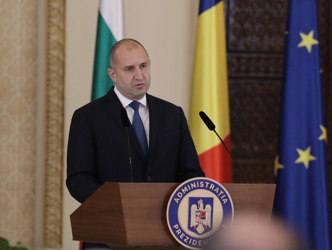 Президентът Радев: Нищо не може да оправдае потъпкването на националния суверенитет, жертвите, разрушенията