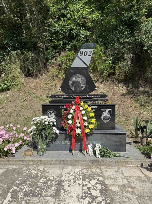 Военноморските сили отдадоха почит на майор Георги Анастасов