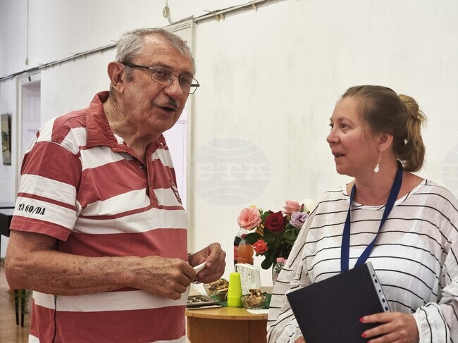 Бивш кмет на Варна стана "Дарител на годината" на Държавния архив в крайморския град