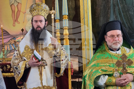 Ямбол - храм „Света Троица” - литургия