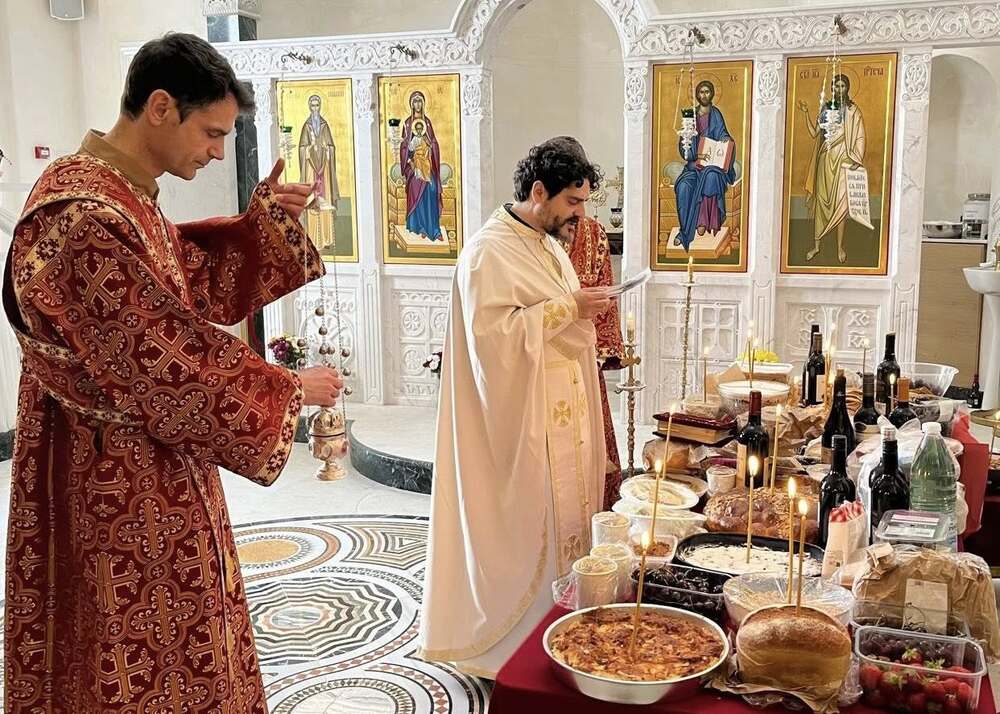 Заупокойна литургия бе отслужена на задушница в Българската православна църква „Св. Йоан Рилски“ в Лондон