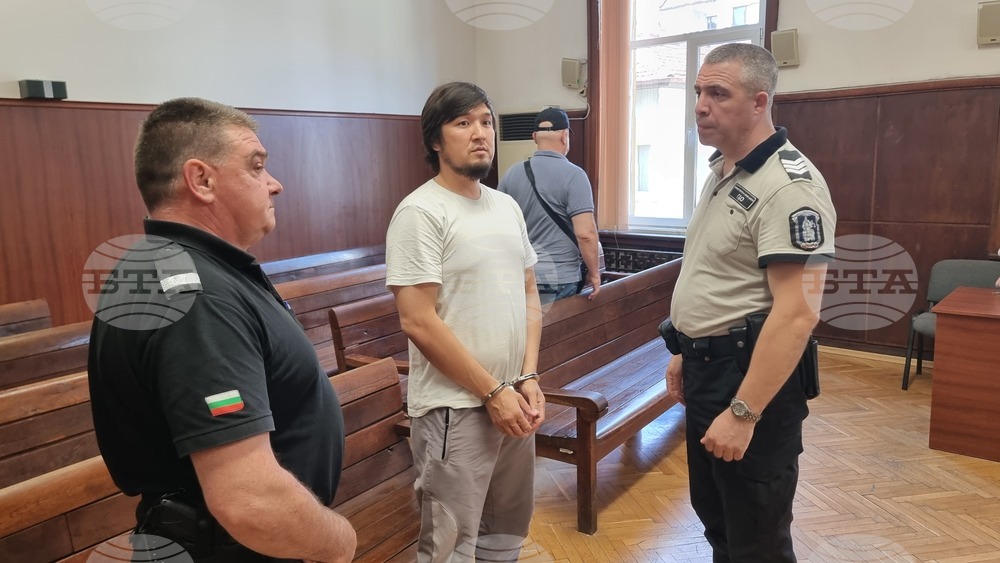 Съдът остави в ареста казахстанец, издирван от властите в родината си за участие в масови безредици