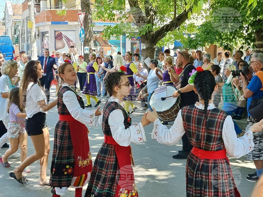 Ямбол - народен събор "Света Троица"