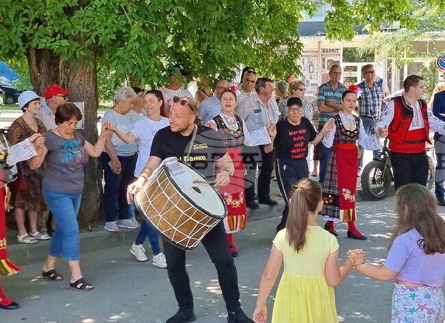  Ямбол - народен събор "Света Троица"