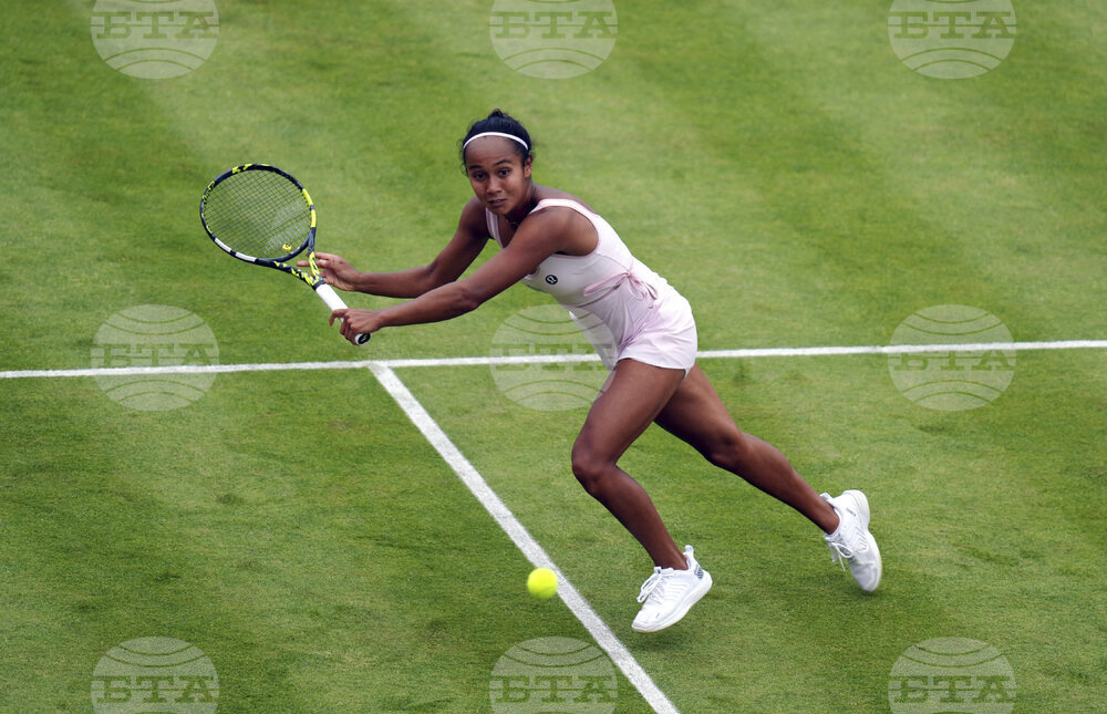 Поставената под номер 5 в схемата Лейла Фернандес достигна до четвъртфиналите на турнира по тенис на трева в Нотингам