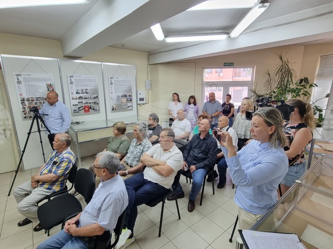 Държавният архив в Перник по традиция отличи читател, дарител и приятел