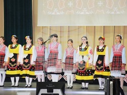 Снимки: сайтът на Саратския общински съвет