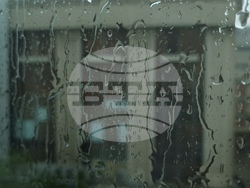 Румъния - Букурещ - буря