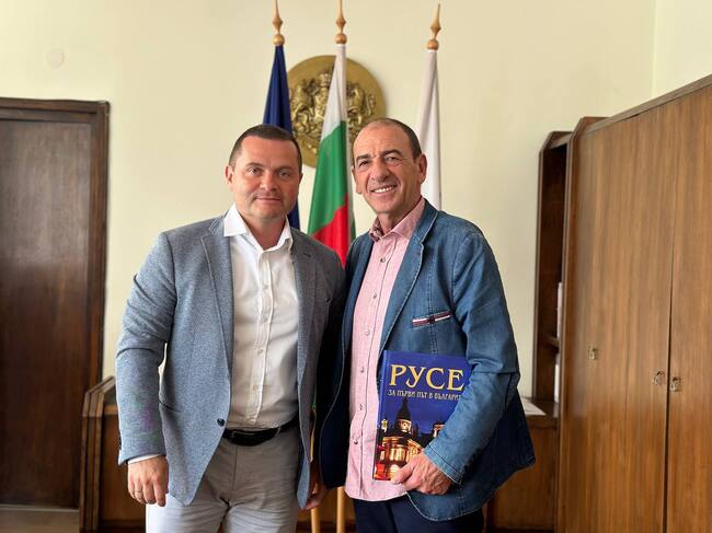 Кметът на Русе Пенчо Милков се срещна с популярния холивудски актьор Димитър Маринов