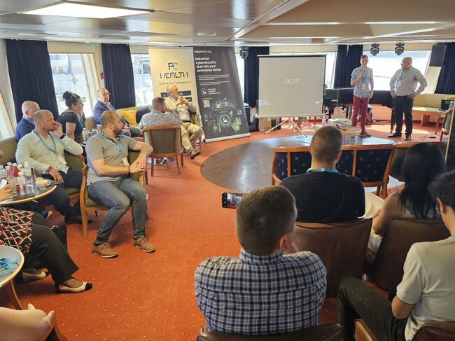 Симулация на реални кибератаки бе направена в Русе по време на първия по рода си форум в страната за киберзащита 