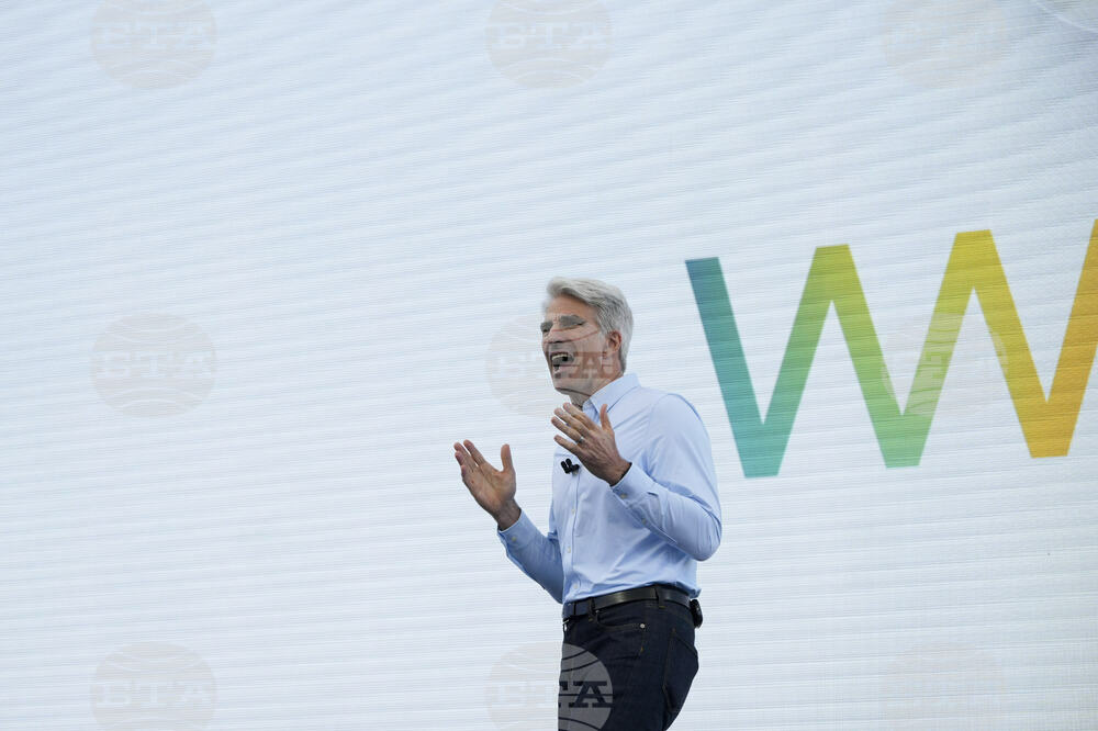 Apple Showcase