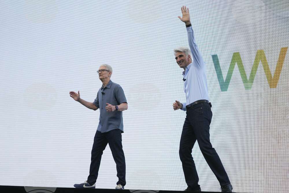 Apple Showcase