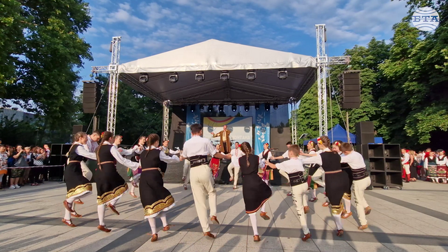 С литийно шествие, тържествен водосвет и концерт по повод Свети Дух – празник на града започна денят в Монтана