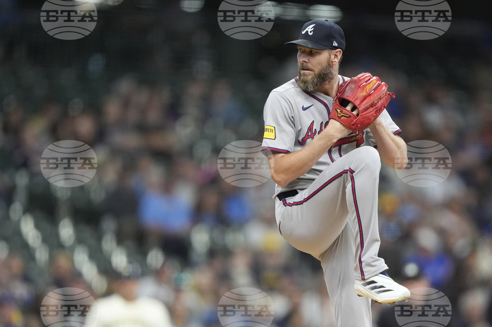 Braves Brewers Baseball
