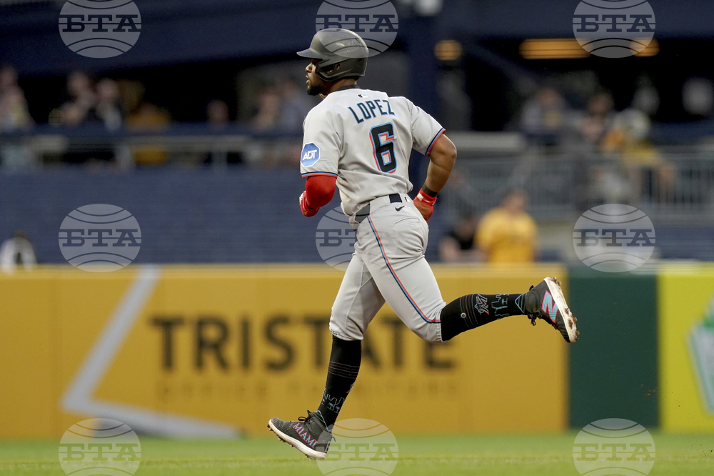 Marlins Pirates Baseball