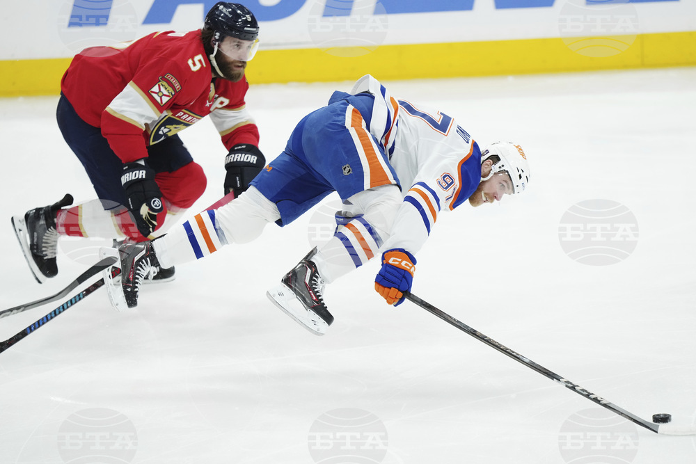 Stanley Cup Oilers Panthers Hockey